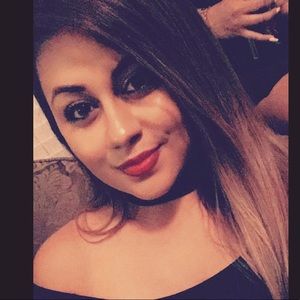 Meet your Posher, Vanessa